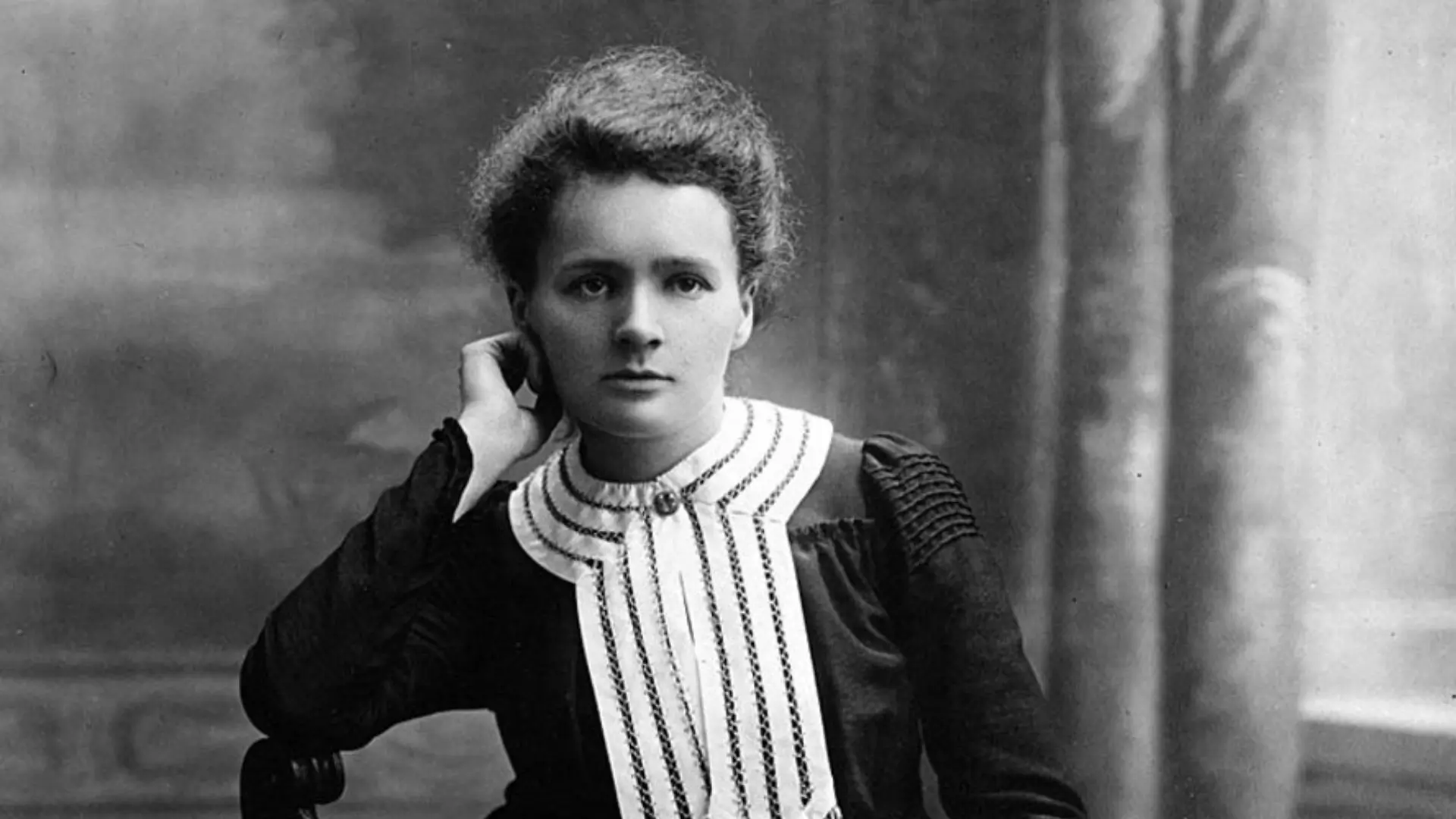 First Woman To Receive a Nobel Prize